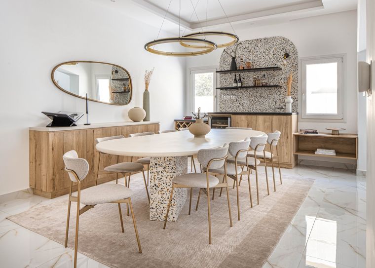 Meadows Villa dining room